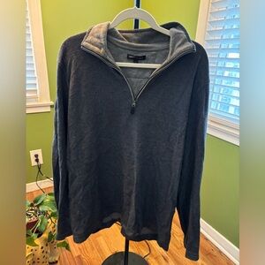 Banana Republic men’s gray half zip sweater